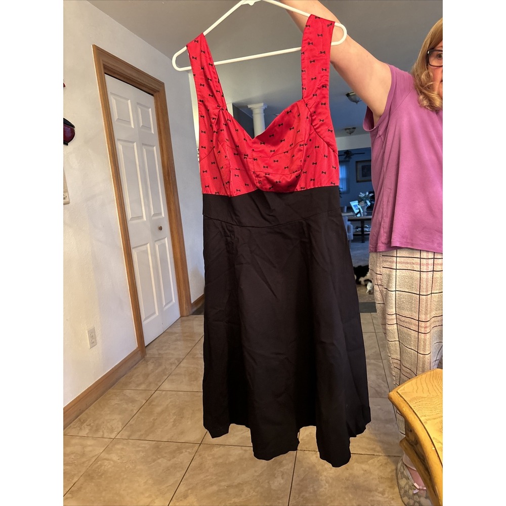 Torrid Women's Size 14 Red Black Bow Print High Low Dress Sleeveless. A+